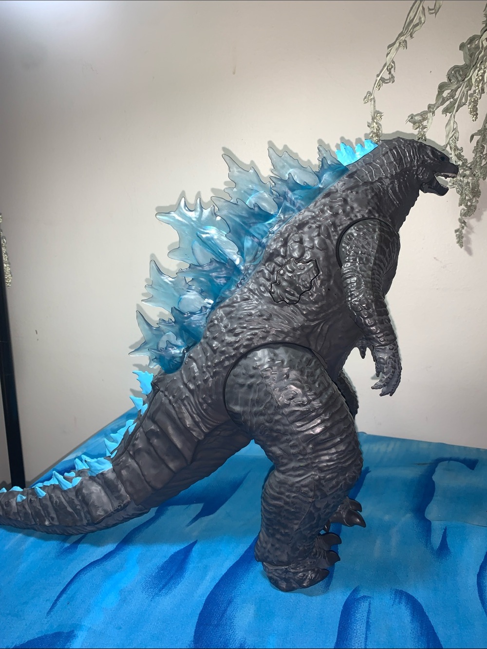 Blue-Spined Godzilla Action Figure ~14” height Sound Lights